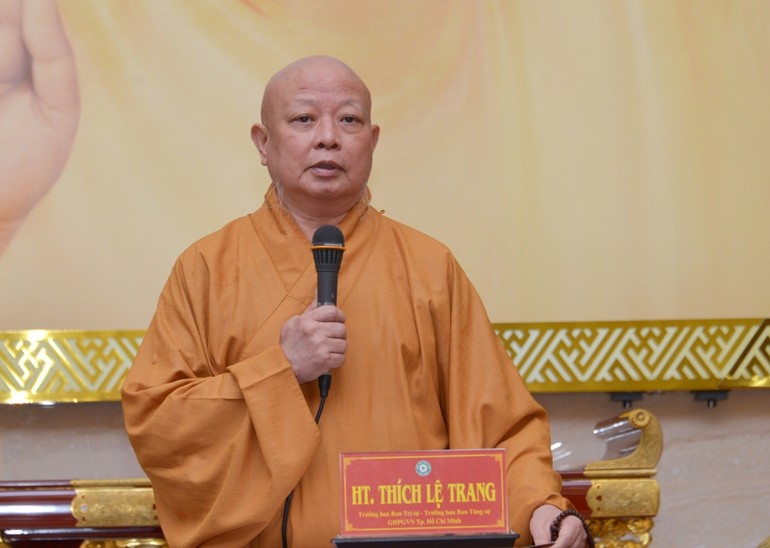 Hòa thượng Thích Lệ Trang phát biểu chỉ đạo tại buổi họp mở rộng, vào sáng ngày 22-4