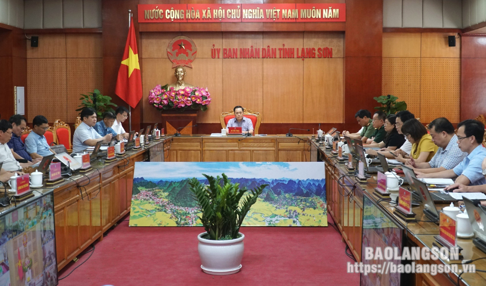 Các đại biểu dự cuộc họp tại điểm cầu tỉnh Lạng Sơn