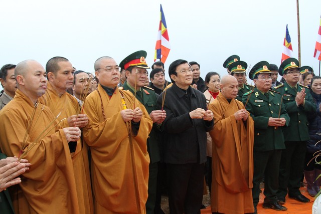 Chủ tịch nước Trương Tấn Sang thăm chùa Phật Tích Trúc Lâm Bản Giốc