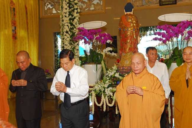 Nguyên Chủ tịch nước Nguyễn Minh Triết viếng tang