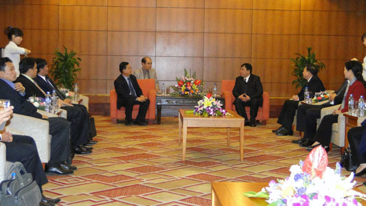 Đồng chí Bí thư Tỉnh ủy tiếp Đoàn Phó Chủ tịch Quốc hội nước Cộng hòa Dân chủ Nhân dân Lào