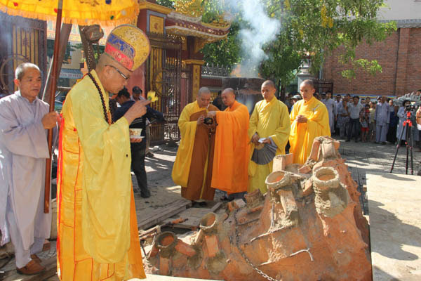 Lễ chú nguyện đúc tượng Phật A Di Đà tại chùa Kỳ Viên Đà Nẵng