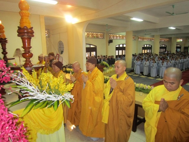 Lễ húy kỵ Giác linh Sư tổ lần thứ 26 tại chùa Tây Khánh