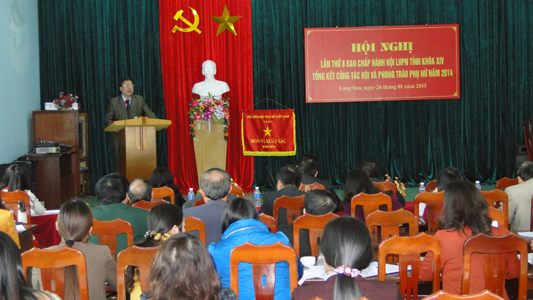 Đồng chí Nguyễn Thế Tuy phát biểu tại hội nghị