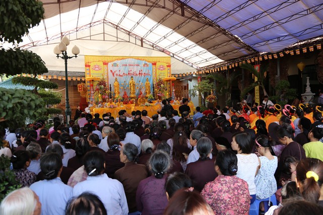 Hà Nội: Vu Lan báo hiếu tại chùa Tăng Phúc PL.2559-DL.2015