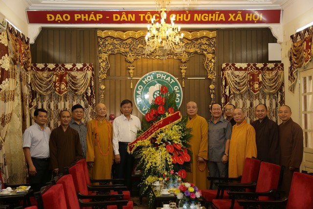 Hà Nội: Bộ Công an chúc mừng GHPGVN nhân mùa Vu Lan báo hiếu 2015
