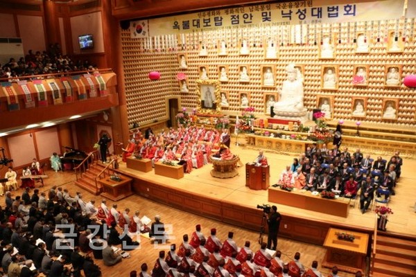 Hàn Quốc: Khánh thành Đại Bảo tháp Ngọc Phật vì hòa bình thống nhất