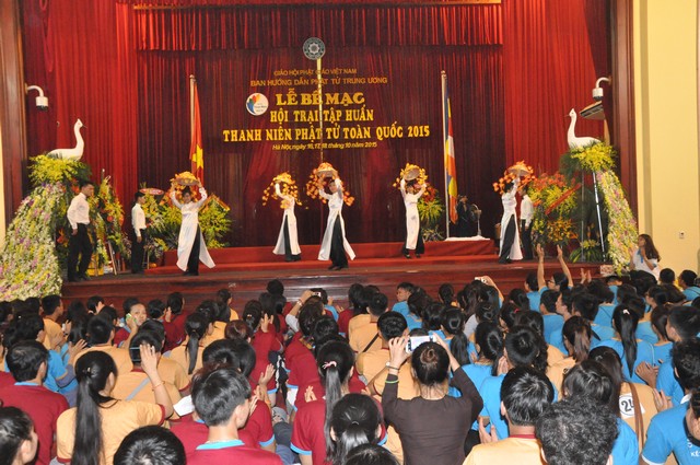 Hà Nội: Bế mạc “Hội trại tập huấn Thanh niên phật tử toàn quốc” lần thứ nhất