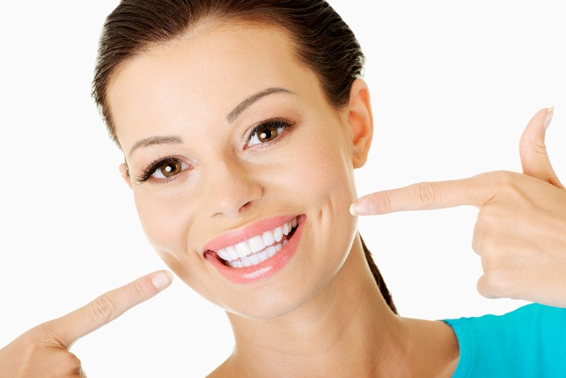 Làm thế nào để răng trắng tự nhiên?