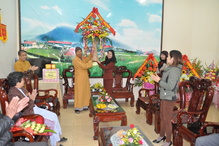 Lạng Sơn: Thường trực Phật giáo tỉnh chúc mừng 85 năm ngày thành lập Mặt trận Dân tộc thống nhất VN