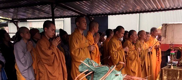 Hà Nội: Chùa Vạn Phúc đúc tượng Phật A Di Đà