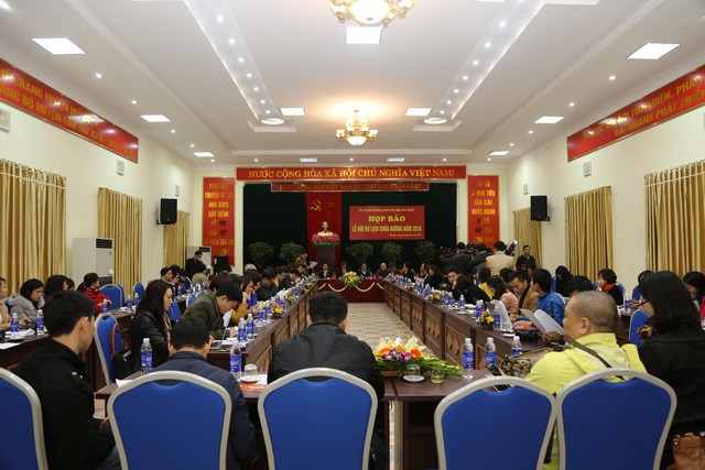 Hà Nội: lễ hội Chùa Hương năm 2016 “Lễ hội kỷ cương – Văn minh du lịch”.