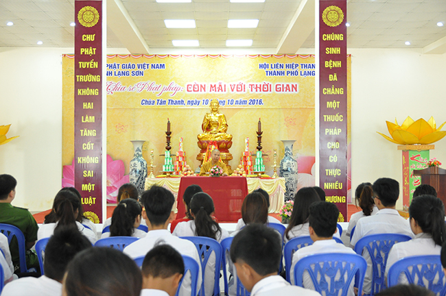 Lạng Sơn: Thuyết giảng Phật pháp cho các em học sinh cá biệt