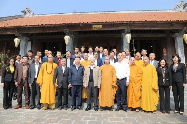 Bắc Ninh: Tổng bí thư Nguyễn Phú Trọng dâng hương và trồng cây lưu niệm tại chùa Phật Tích