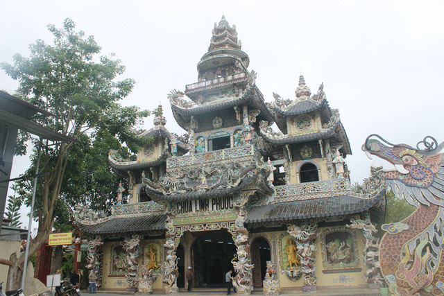 Chùa Linh Phước là ngôi chùa duy nhất có 11 công trình được xác lập kỷ lục Việt Nam