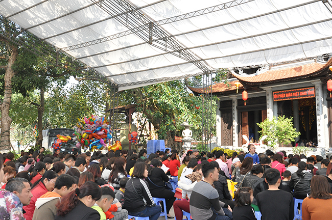 Lạng Sơn: Hàng nghìn Thanh, Thiếu niên Phật tử tham dự khóa lễ đầu Xuân tại chùa Thành
