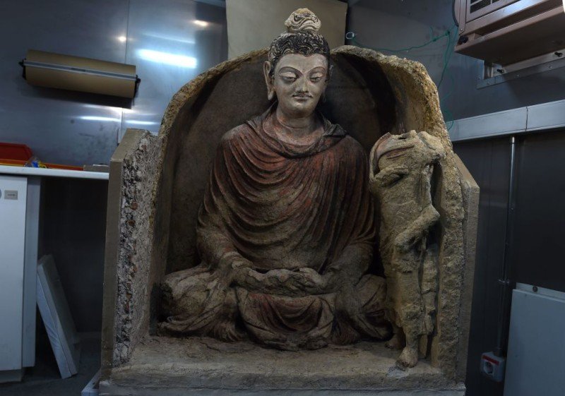 Bức tượng Phật được phát hiện ở Afghanistan. (Ảnh: NTDTV)