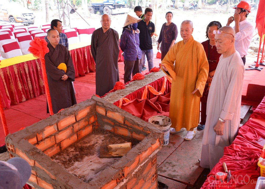 TP.HCM: Khẩn trương cho lễ đặt đá xây Bát Bửu Phật Đài