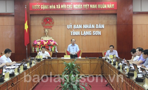 Đồng chí Lý Vinh Quang phát biểu kết luận tại phiên họp