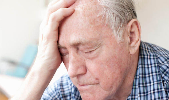 Đâu là dấu hiệu nhận biết sớm bệnh Parkinson?