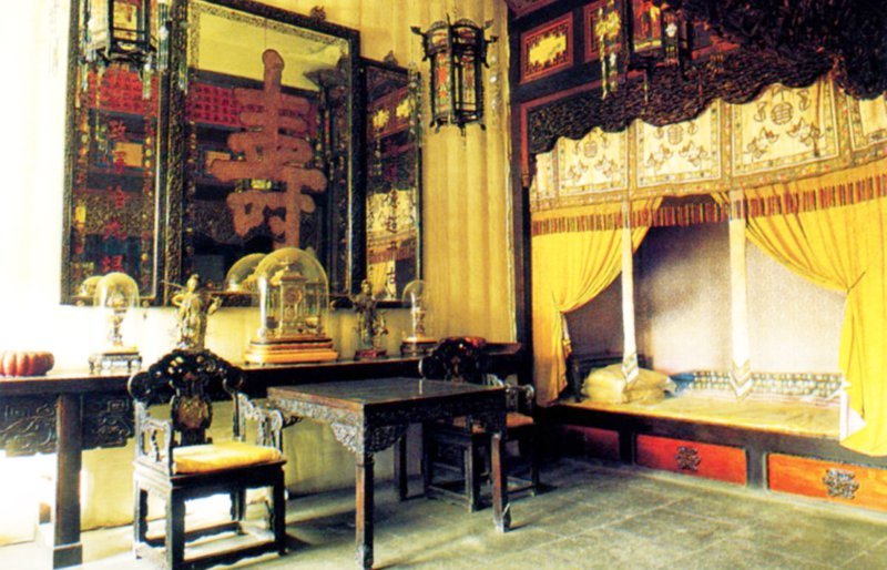 Xét về phong thủy, nếu phòng lớn mà ít người ở sẽ không cát tường, bởi căn phòng có thể hấp thụ nhiều nhân khí. (Ảnh: Paoshouji)