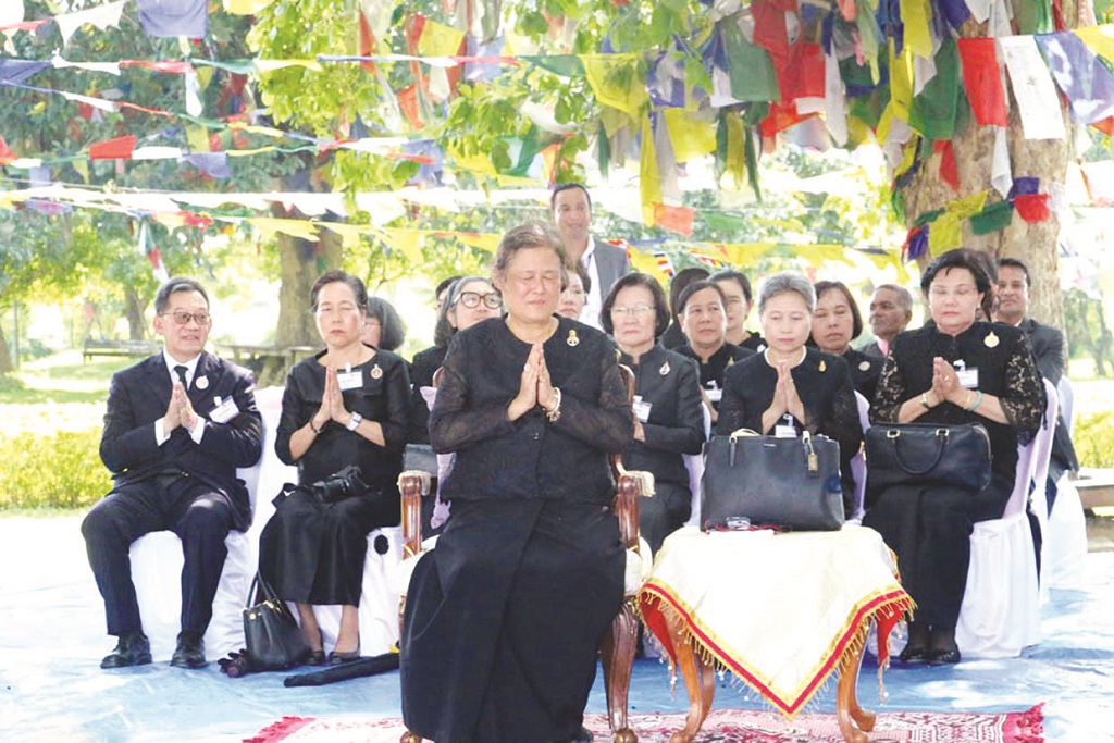 Công chúa Maha Chakri Sirindhorn tham dự khóa lễ khánh thành tu viện Phật giáo Thái Lan tại Lâm-tỳ-ni
