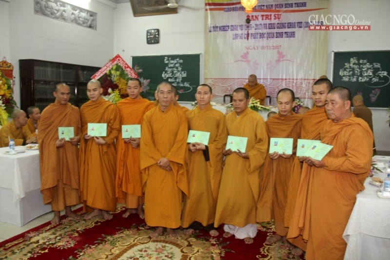 TP.HCM: Lễ tốt nghiệp lớp sơ cấp Phật học Q.Bình Thạnh