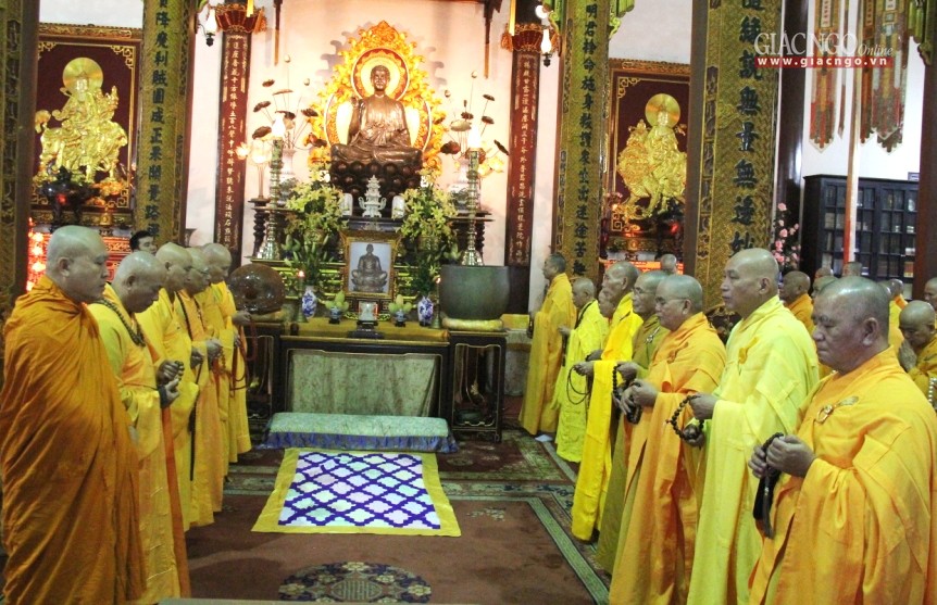 TT-Huế: Thành kính tưởng niệm Đức Phật hoàng