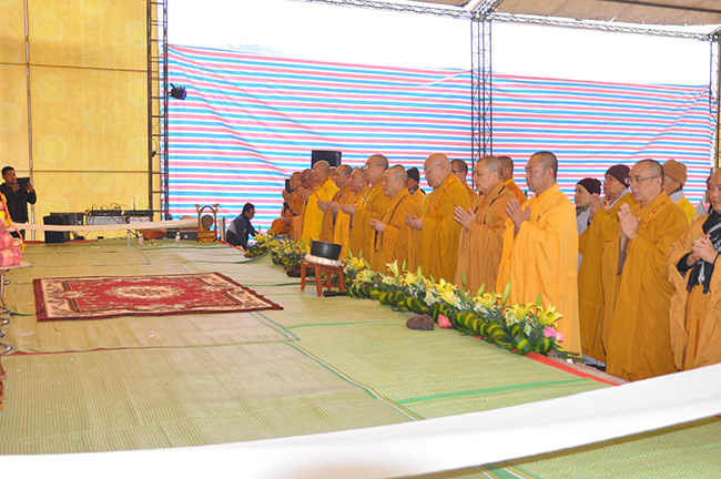 Lạng Sơn: Phật giáo tỉnh tổ chức lễ Đại lễ cầu siêu tại cửa khẩu quốc tế Hữu Nghị