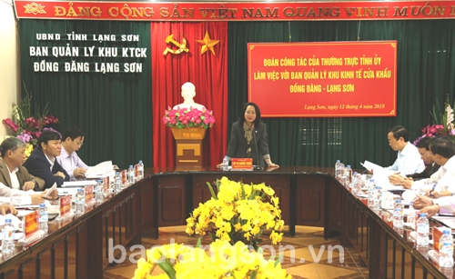 Đồng chí Lâm Thị Phương Thanh, Ủy viên Trung ương Đảng,  Bí thư Tỉnh ủy phát biểu tại buổi làm việc