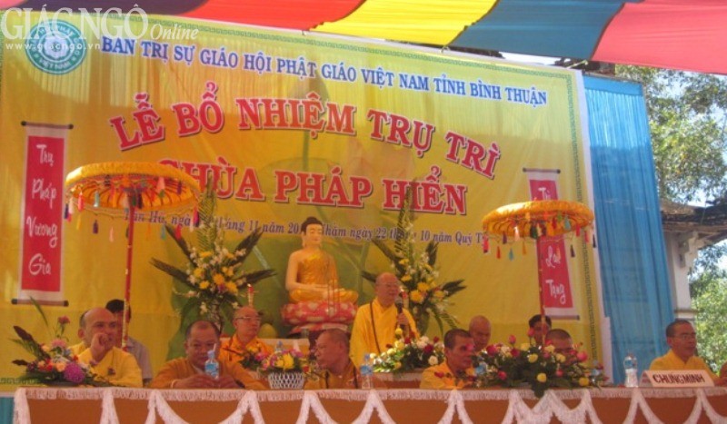 Chư tôn đức tham dự