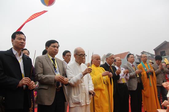 Thái Nguyên: Đại Lễ Đúc Tượng Quốc Tổ Lạc long Quân Và Quốc Mẫu Âu Cơ Nhân Kỷ Niệm 10/03 Giỗ Tổ Hùng Vương.