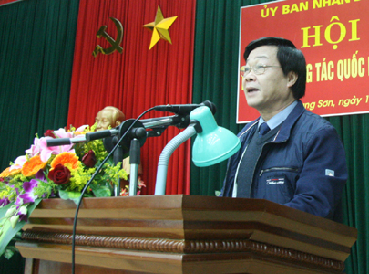Đồng chí Vy Văn Thành phát biểu tại hội nghị
