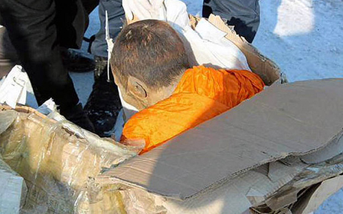 Xác ướp nhà sư được phát hiện hôm 27/1. Ảnh: Mongolia Morning News