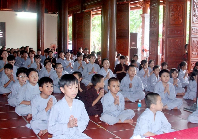 Thanh Hóa: Gần 200 bạn trẻ dự khóa tu tại chùa Khánh Quang