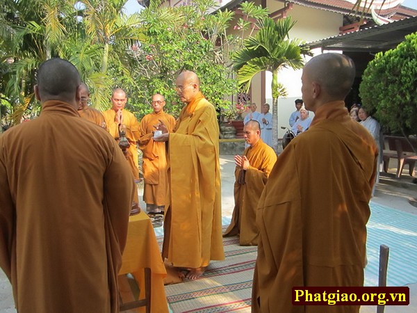 Khánh Hòa: Đặt đá xây dựng gác chuông chùa Linh Quang