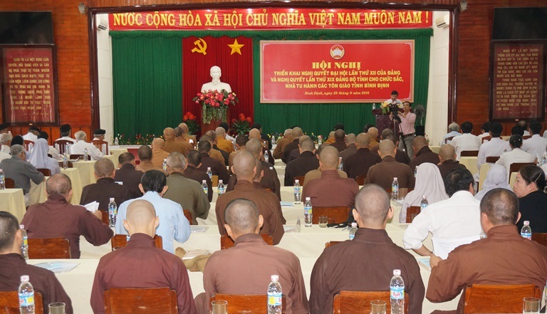 Bình Định: Hội nghị các chức sắc tôn giáo