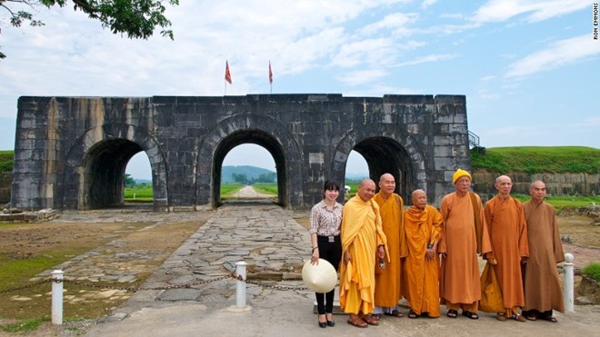 Đức Vua Hồ Quý Ly có công với Phật giáo ít ai biết