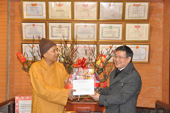 Ban Tôn giáo Chính phủ thăm, chúc Tết Ban Trị sự Phật giáo tỉnh Lạng Sơn