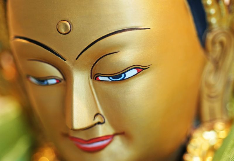 Bồ-tát là hình tượng điển hình trong Phật giáo Đại thừa