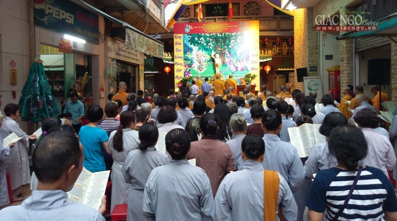 TPHCM: Phật giáo quận 5 mừng Khánh đản