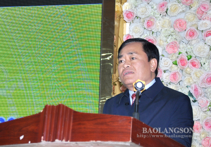 Đồng chí Hồ Tiến Thiệu, Phó Chủ tịch UBND tỉnh phát biểu định hướng hoạt động của ngành VHTTDL