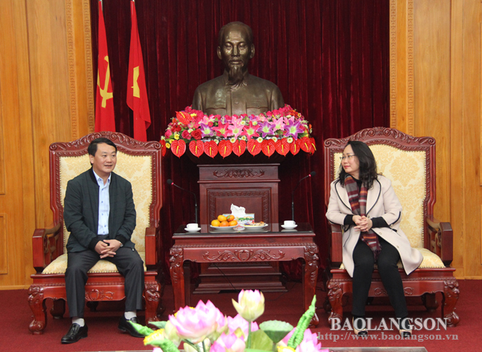 Đồng chí Lâm Thị Phương Thanh, Ủy viên Trung ương Đảng, Bí thư Tỉnh ủy tiếp đoàn công tác của Ủy ban Trung ương MTTQ Việt Nam