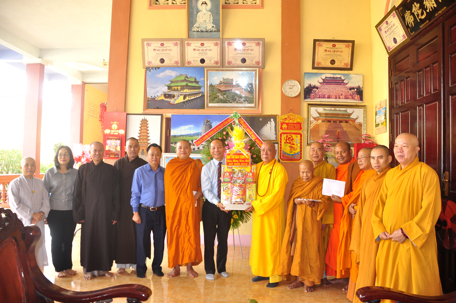 BR-VT: Ban Tôn giáo Chính phủ thăm BTS Phật giáo tỉnh