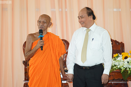 Thủ tướng, Phó Thủ tướng chúc Tết Chôl Chnăm Thmây