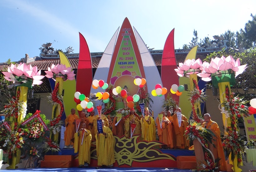 Lâm Đồng: Long trọng tổ chức Đại lễ Phật đản