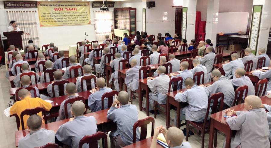 Hội nghị về phòng chống cháy nổ, bảo vệ môi trường tại trường hạ chùa Bồ Đề Lan Nhã