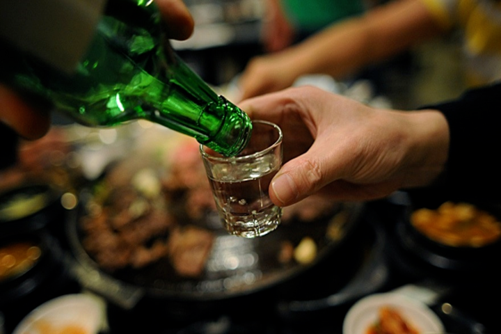 Nhóm người kiêng rượu suốt đời có tỷ lệ tử vong thấp nhất so với các nhóm kia - Ảnh minh họa