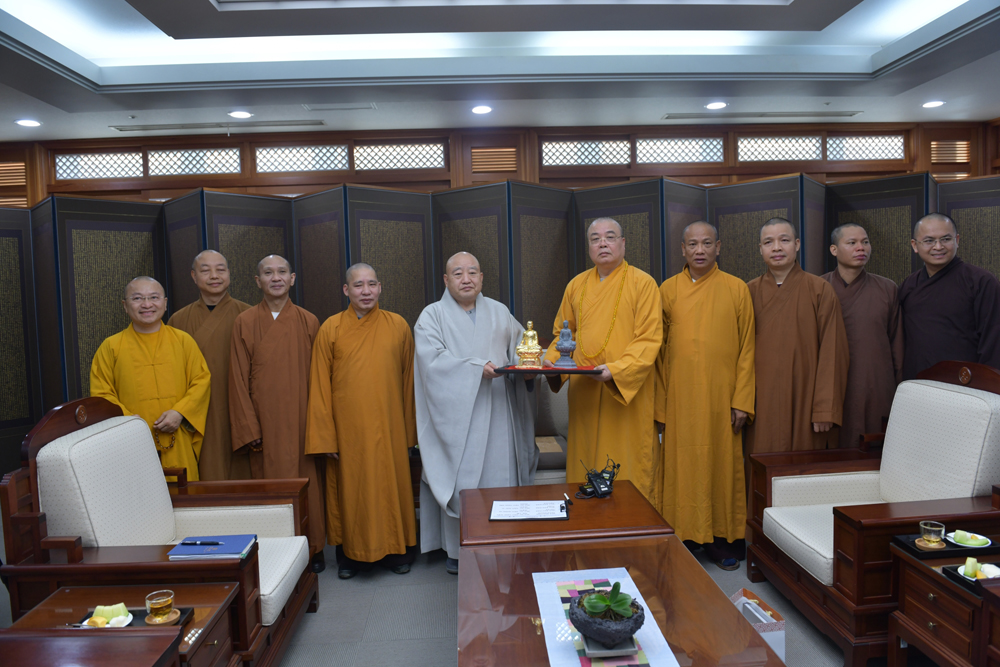 Hàn Quốc: Phái đoàn GHPGVN thăm và làm việc với Chủ tịch Tông Tào Khê