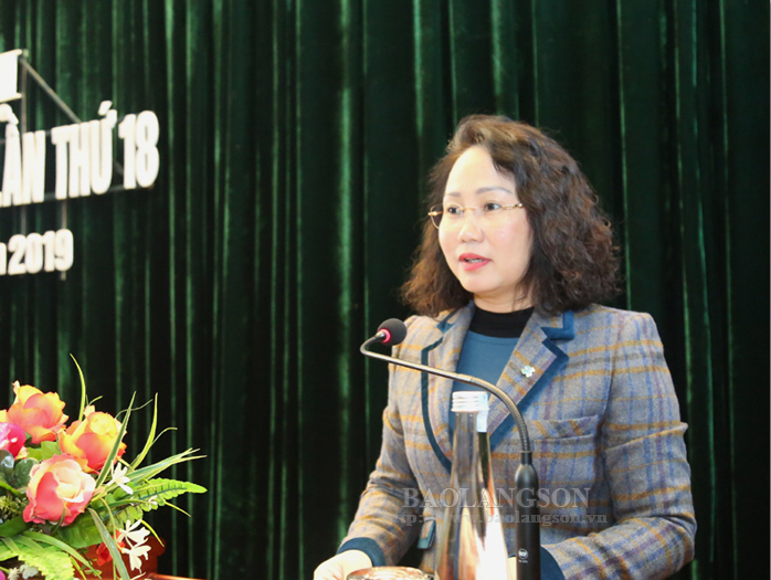 Đồng chí Lâm Thị Phương Thanh, Ủy viên Trung ương Đảng, Bí thư Tỉnh ủy phát biểu chỉ đạo tại hội nghị